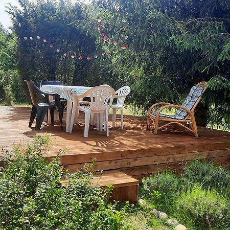 Borywood Male Gacno Exterior foto